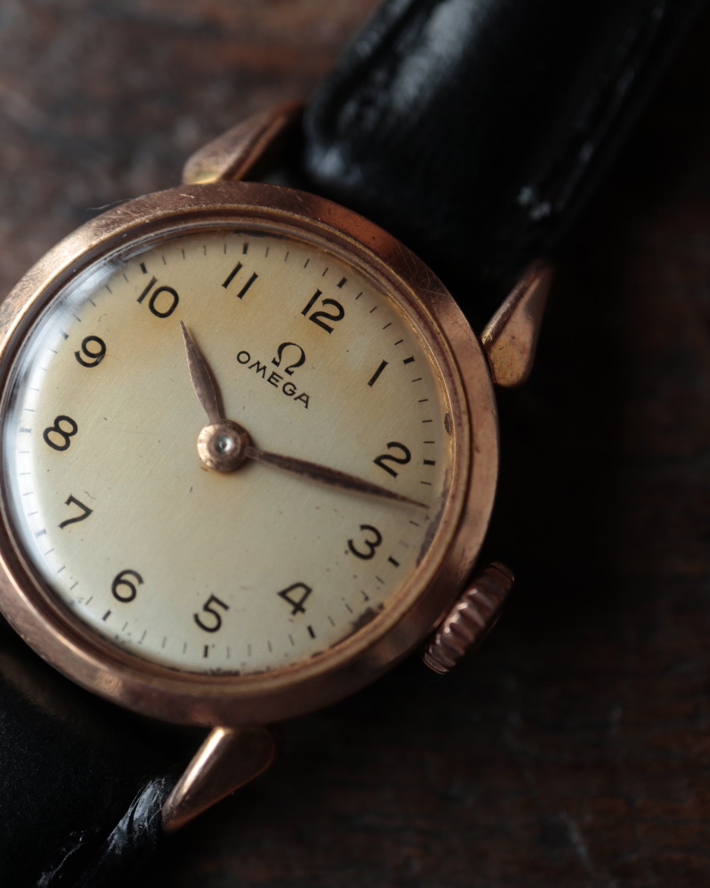 OMEGA_Ref.2443-5_Ladies