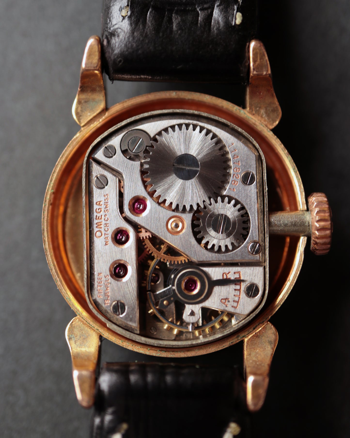 OMEGA_Ref.2443-5_Ladies