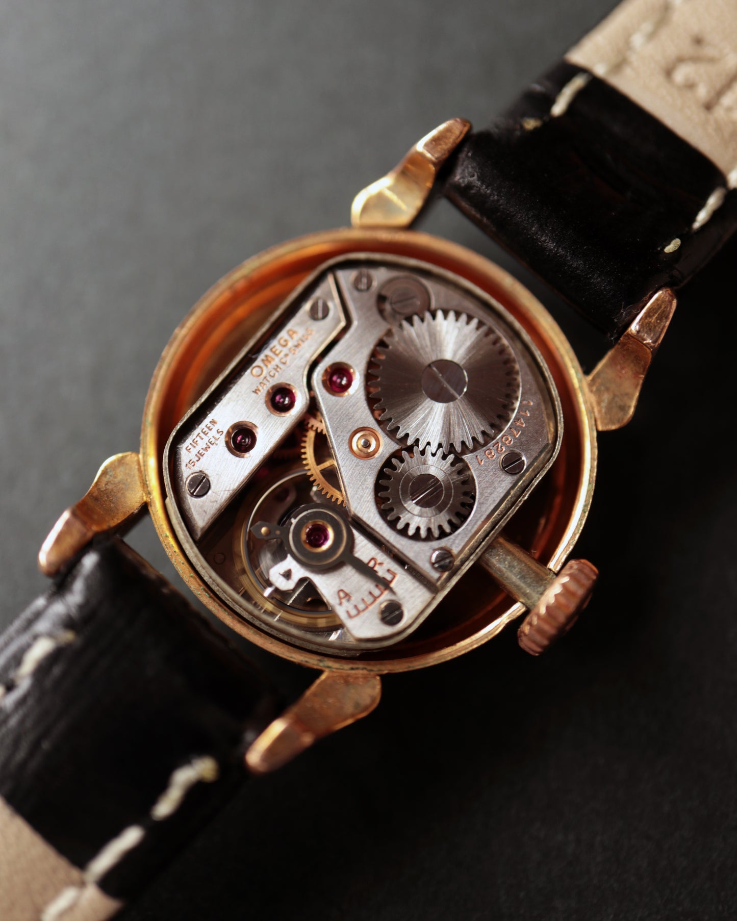 OMEGA_Ref.2443-5_Ladies