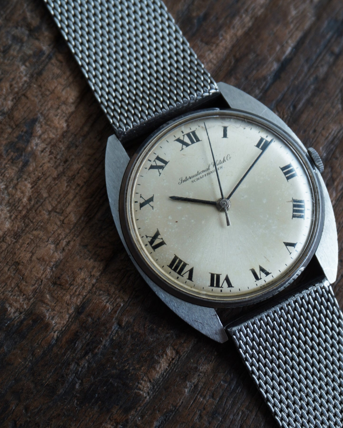 IWC_筆記体ロゴ_cal.402