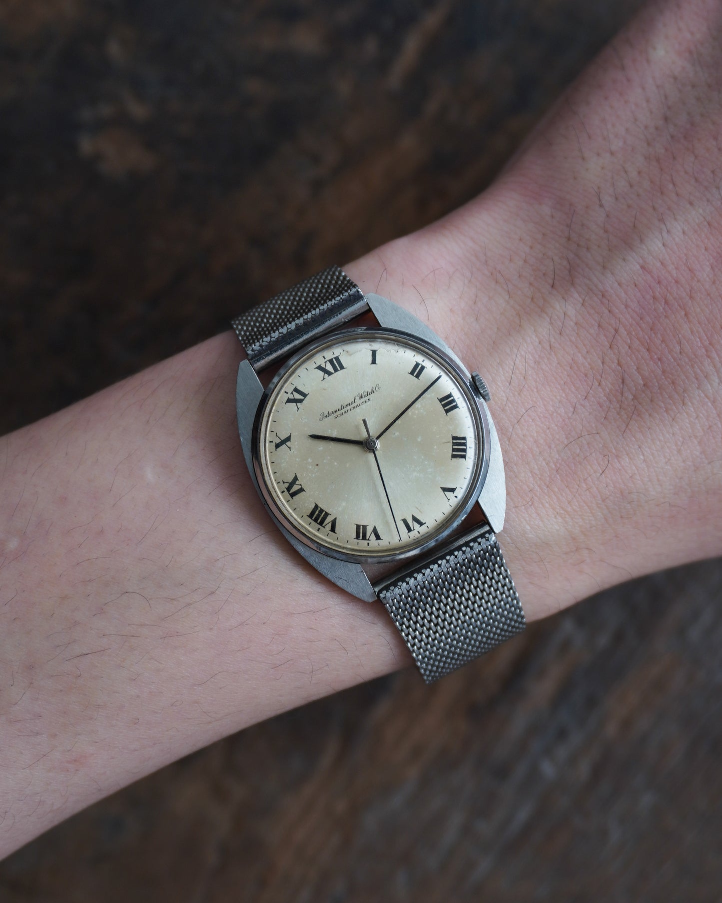 IWC_筆記体ロゴ_cal.402