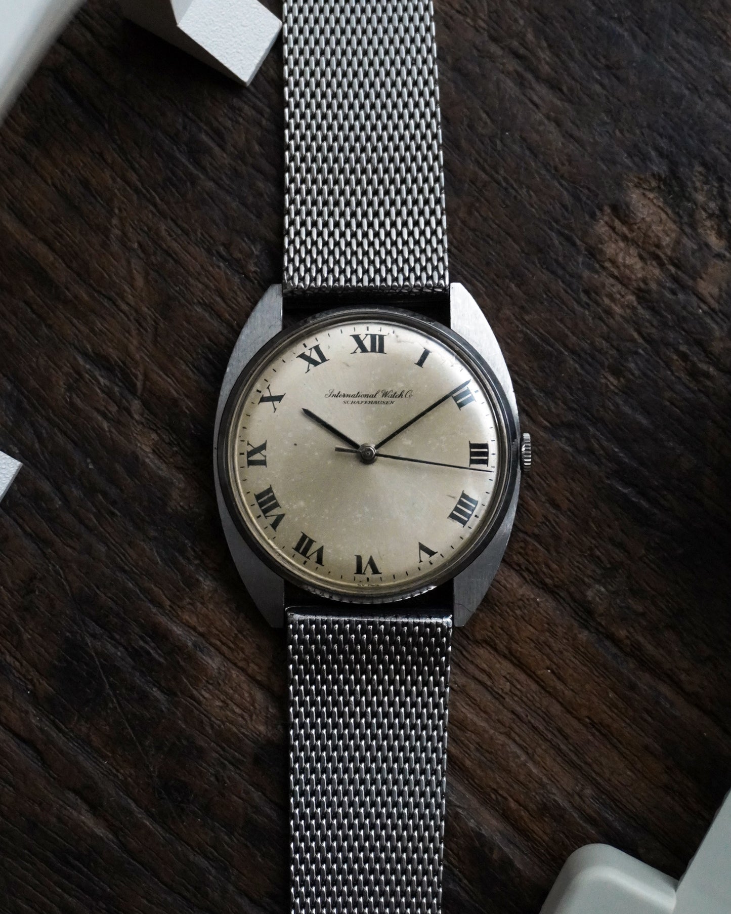 IWC_筆記体ロゴ_cal.402