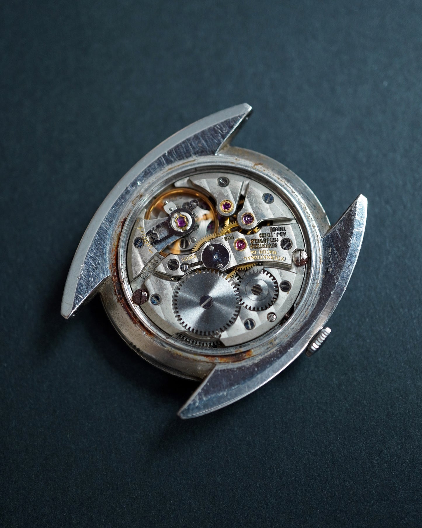 IWC_筆記体ロゴ_cal.402