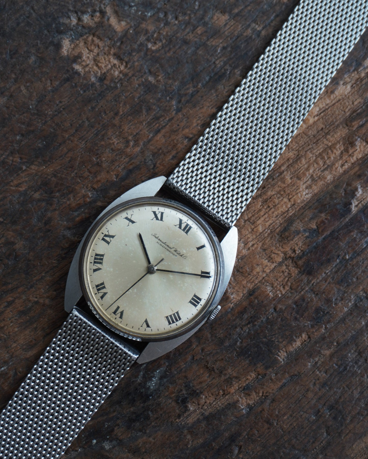 IWC_筆記体ロゴ_cal.402