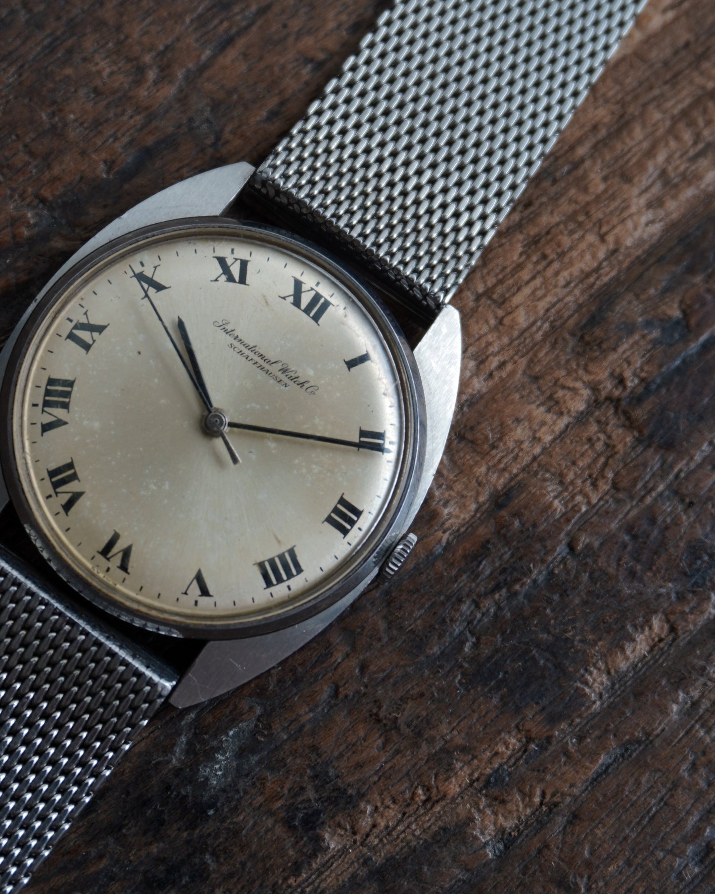 IWC_筆記体ロゴ_cal.402