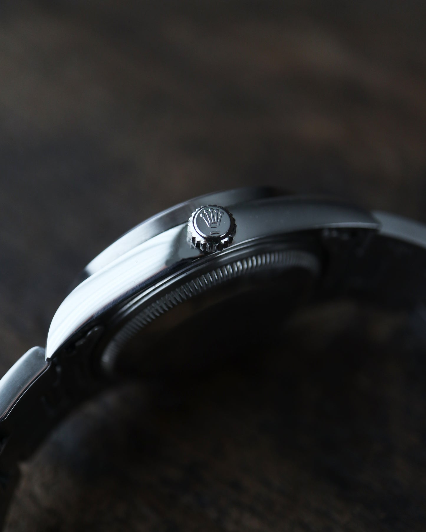 ROLEX_OYSTER PERPETUAL DATE_BLACK DIAL_Ref.15210