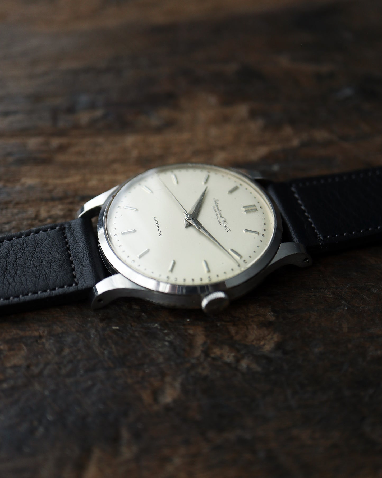 IWC_筆記体ロゴ_cal.853