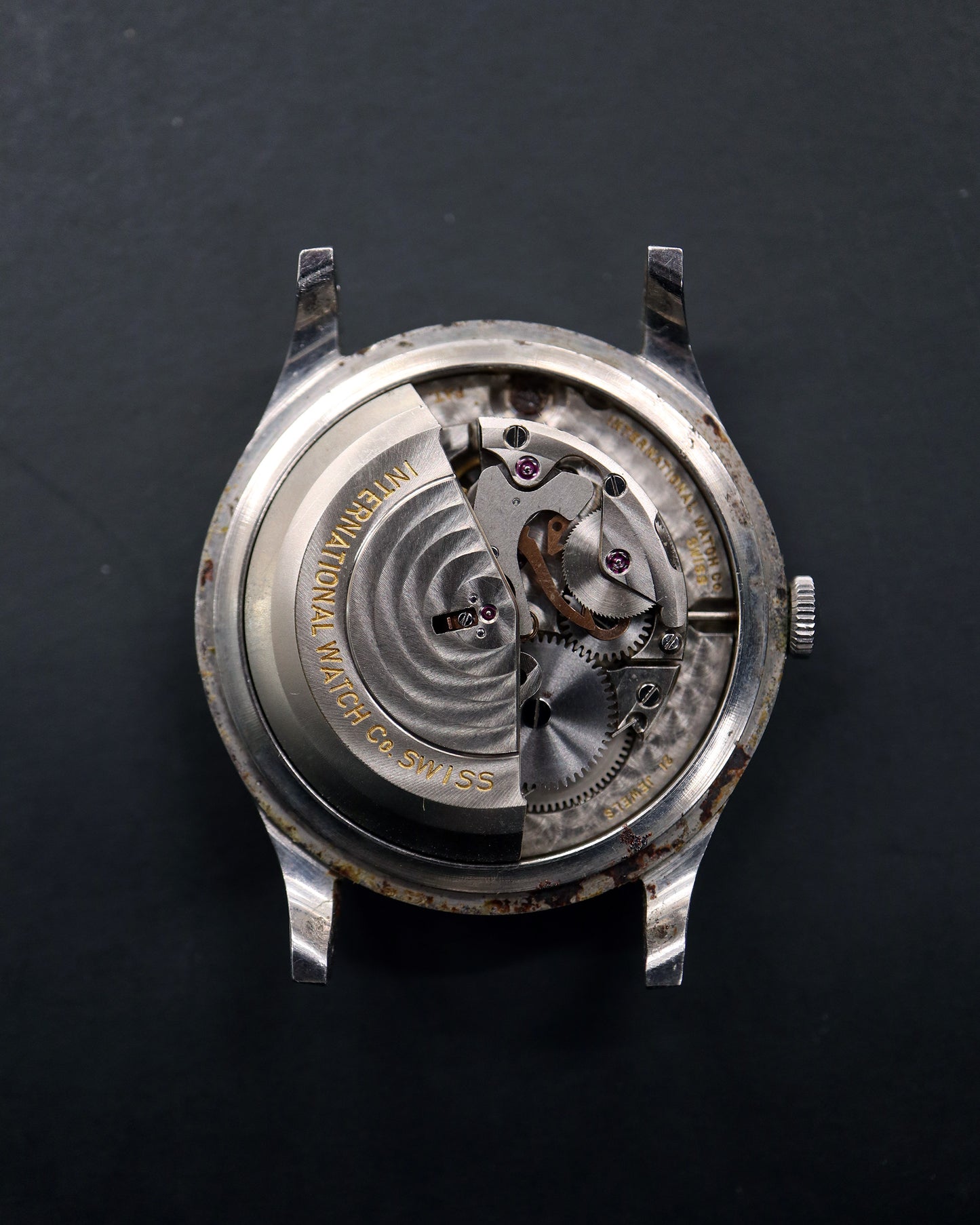 IWC_筆記体ロゴ_cal.853