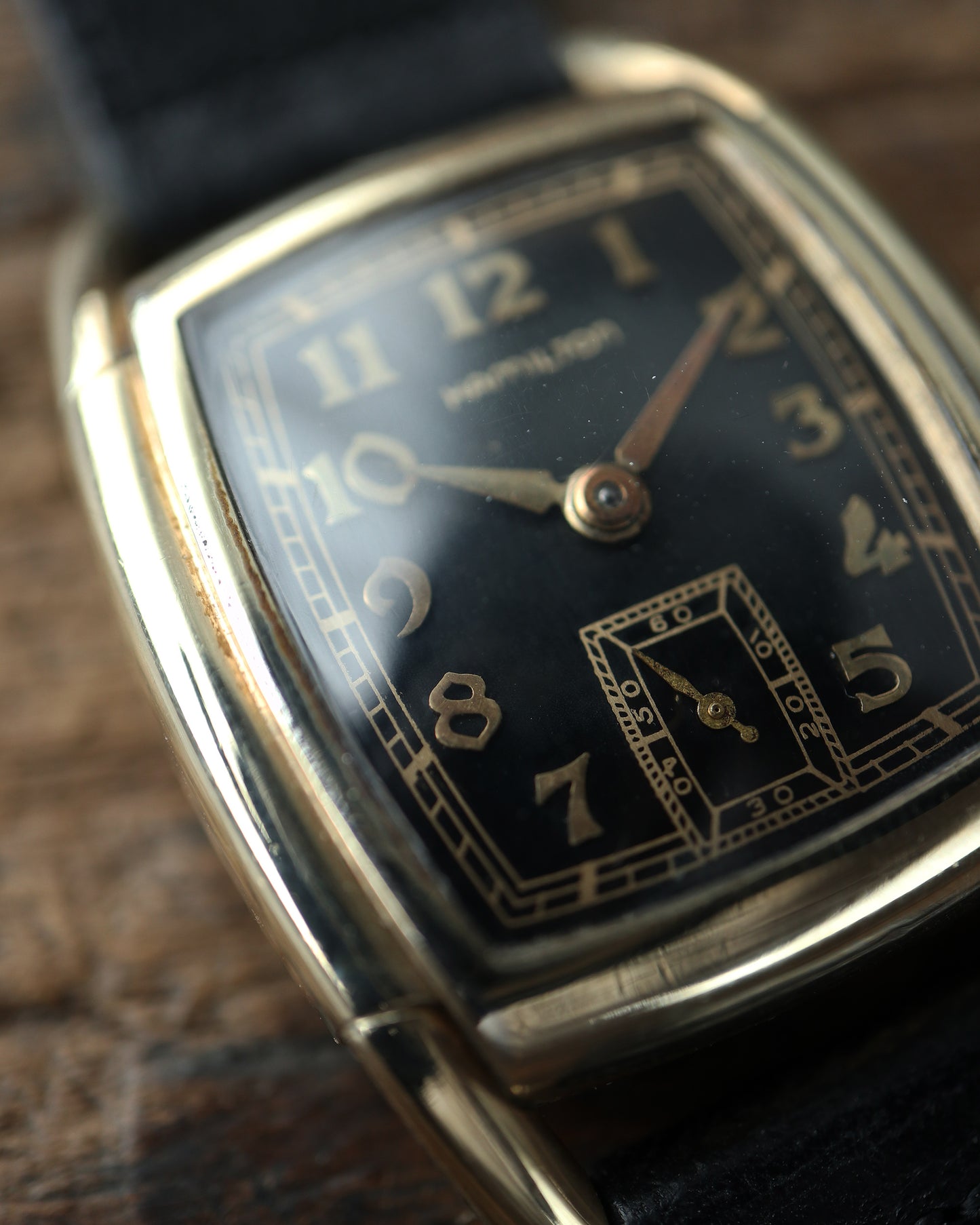 HAMILTON_cal.987A_BLACK DIAL