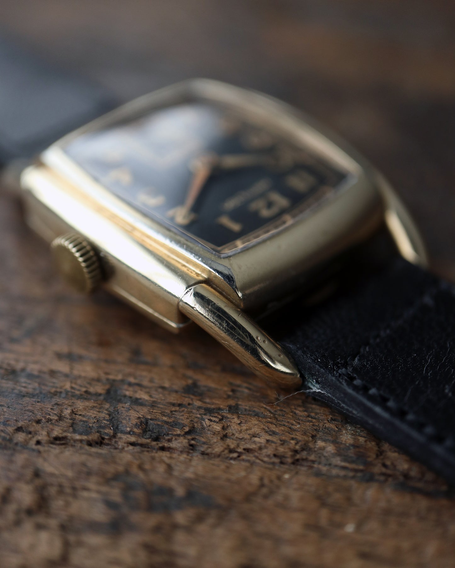 HAMILTON_cal.987A_BLACK DIAL