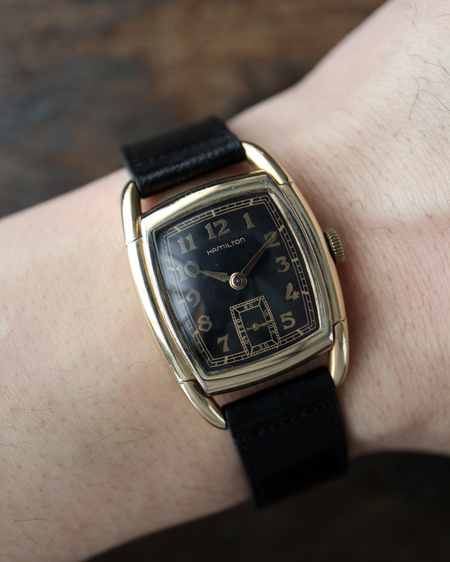 HAMILTON_cal.987A_BLACK DIAL