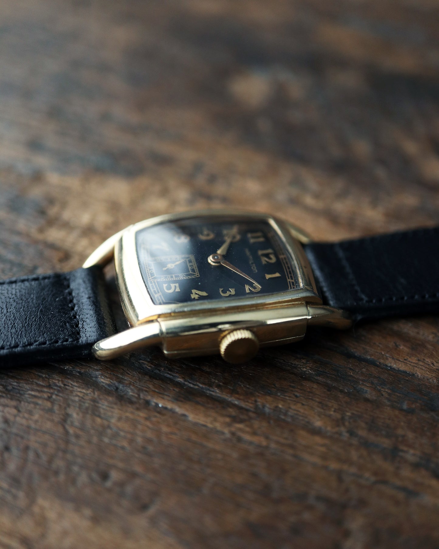 HAMILTON_cal.987A_BLACK DIAL