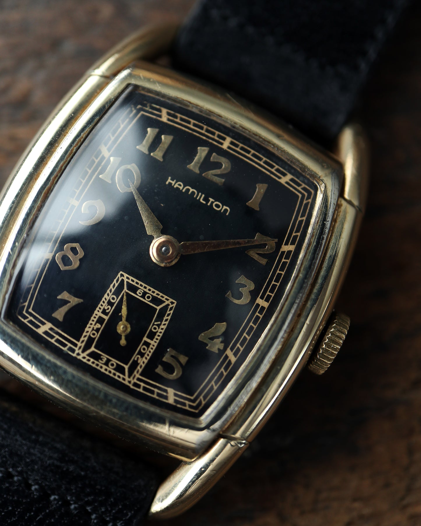 HAMILTON_cal.987A_BLACK DIAL