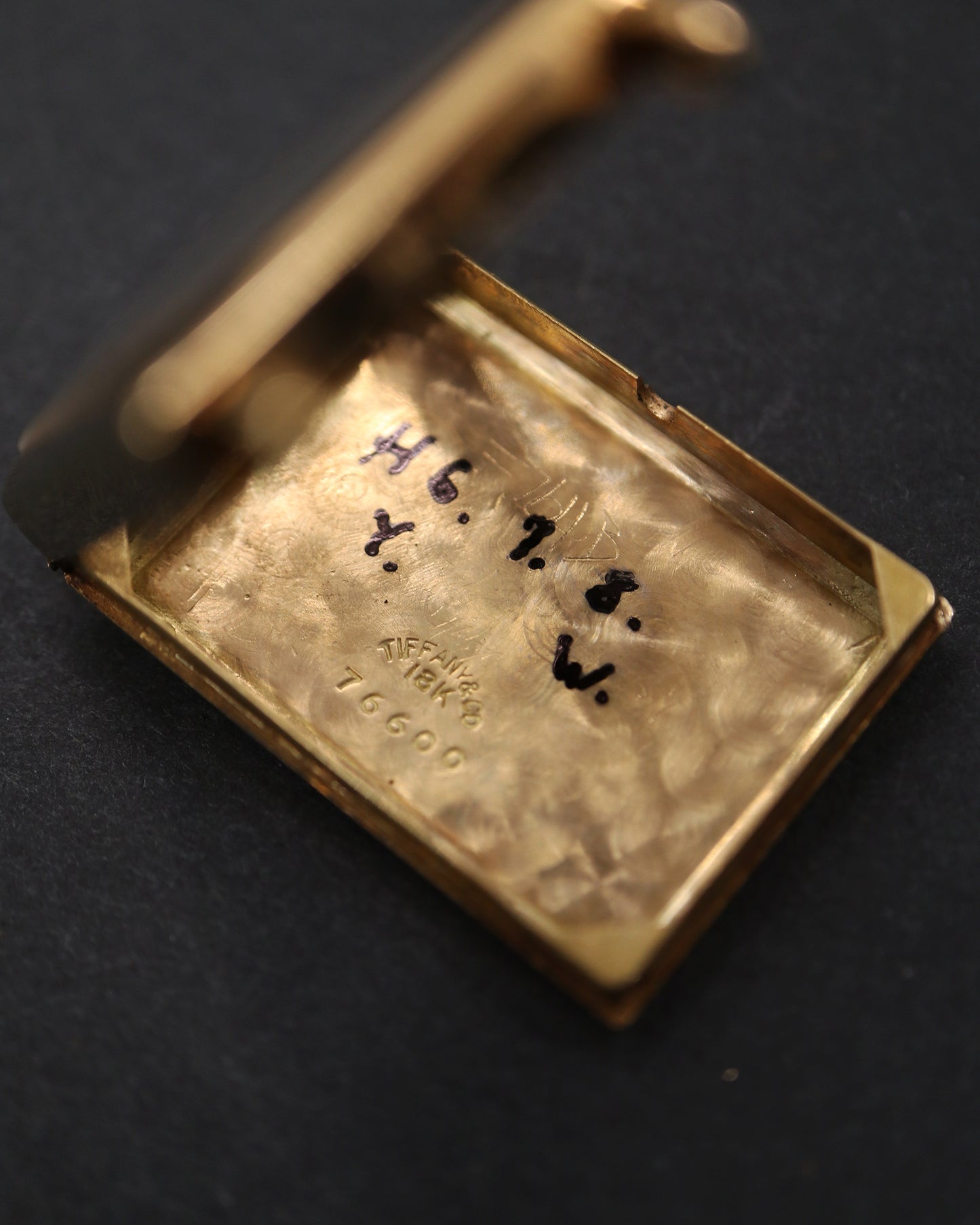 TIFFANY&CO_18K YG CASE