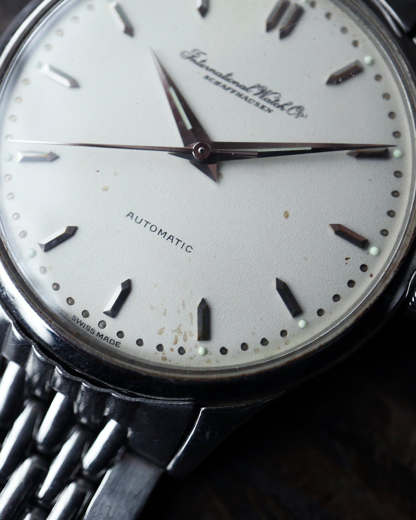 IWC_筆記体ロゴ_Ref.R647A