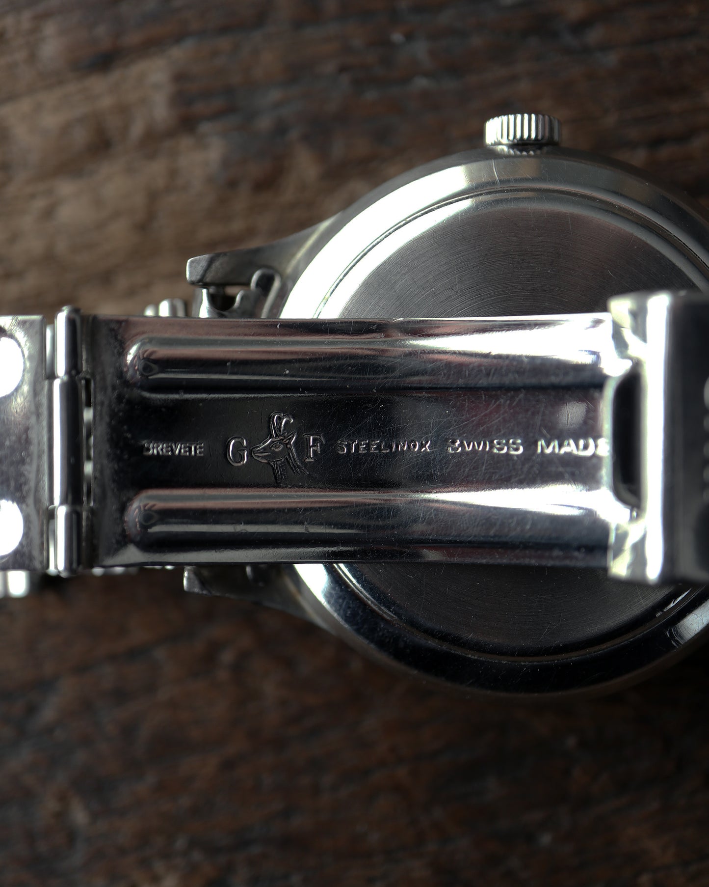 IWC_筆記体ロゴ_Ref.R647A
