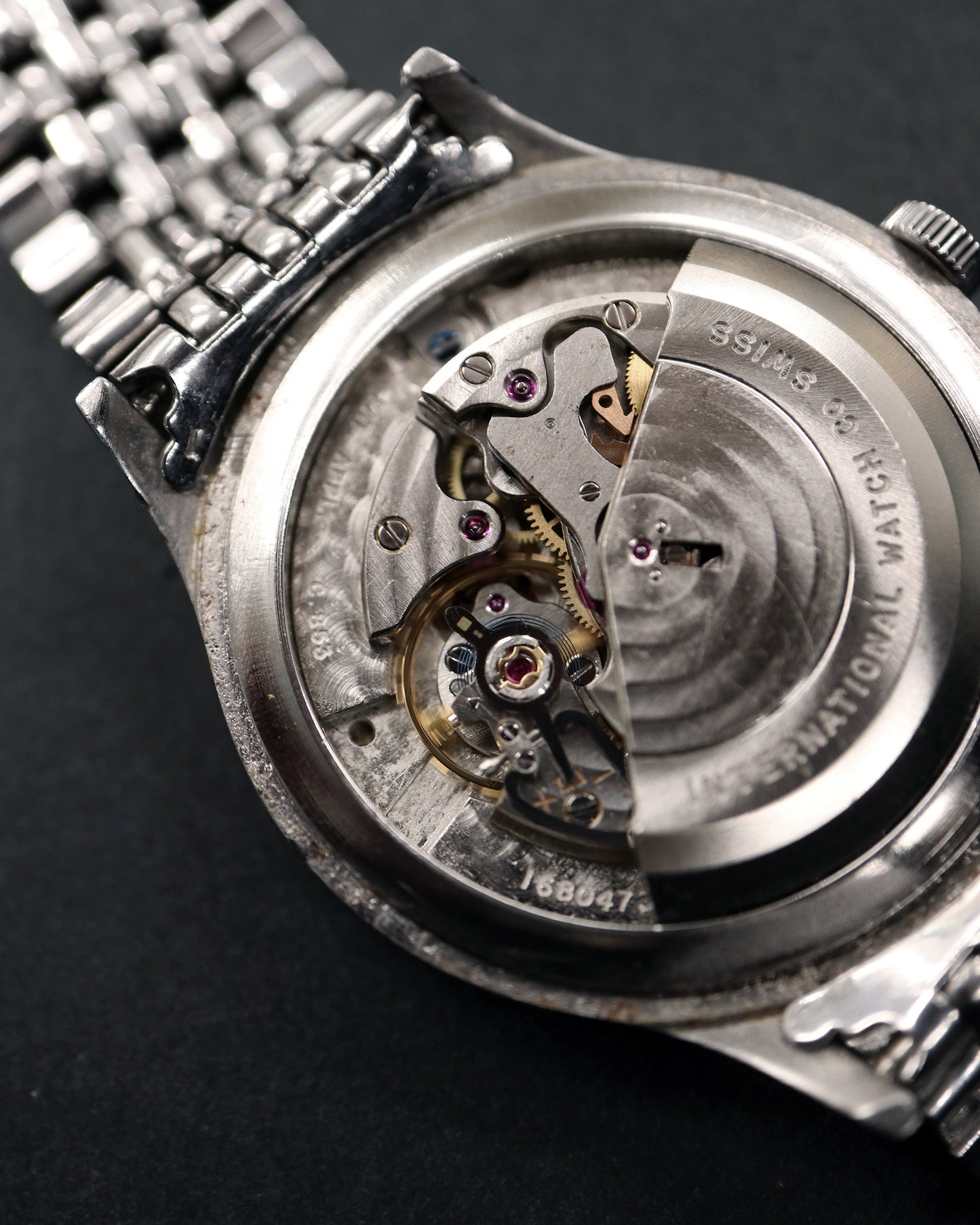 IWC_筆記体ロゴ_Ref.R647A