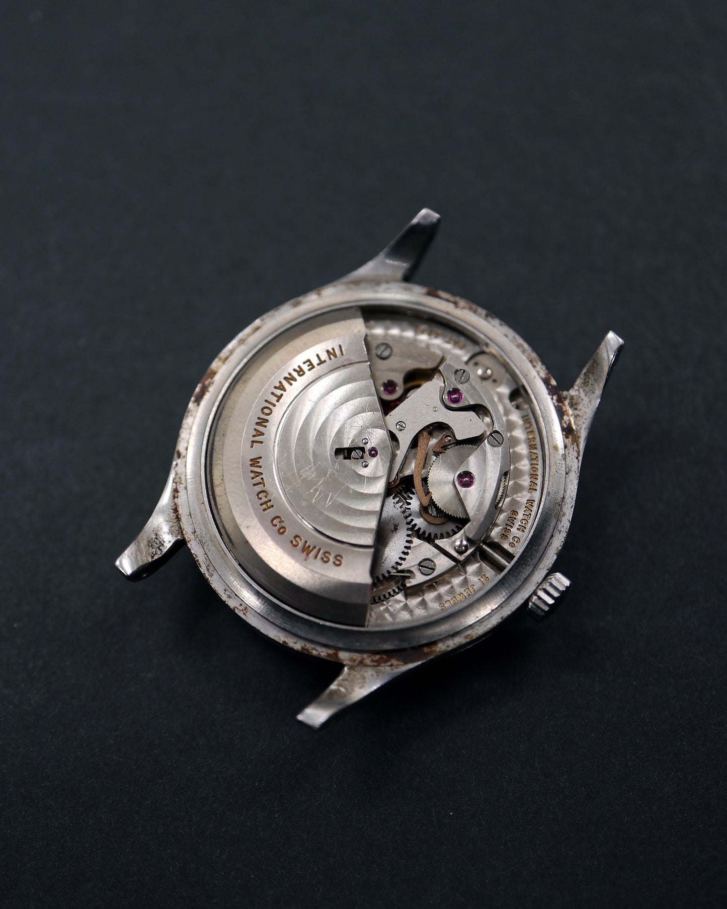 IWC_筆記体ロゴ_cal.852