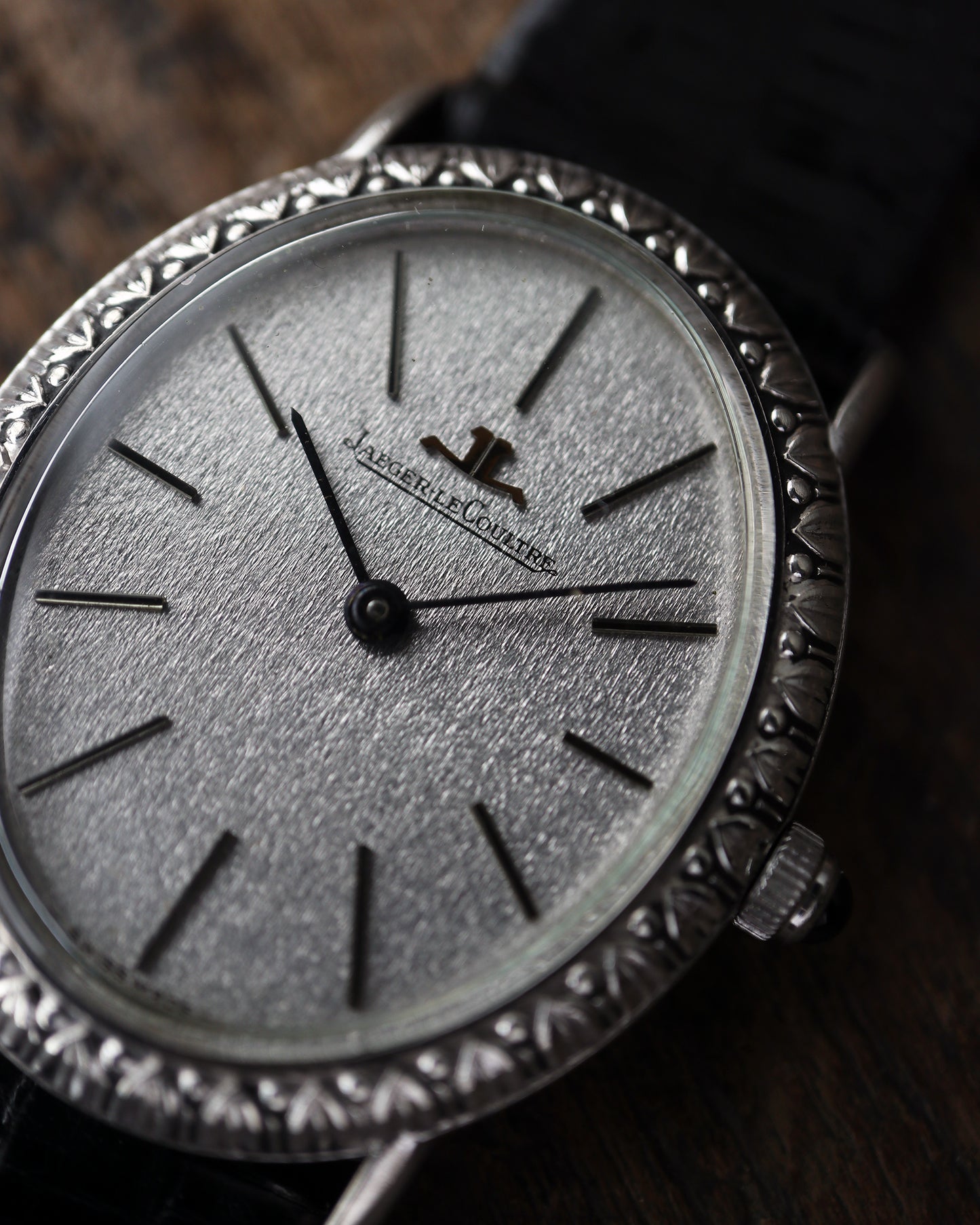JAEGER LECOULTRE_Ref.9035-32_SILVER CASE