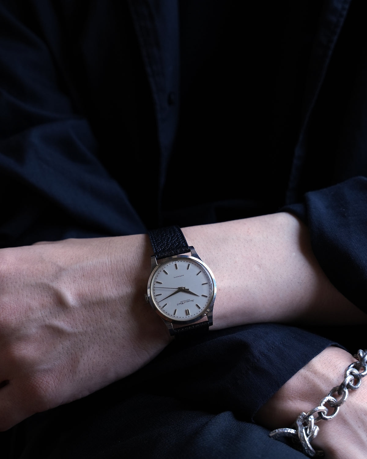IWC_Cursive Logo_Cal.8531