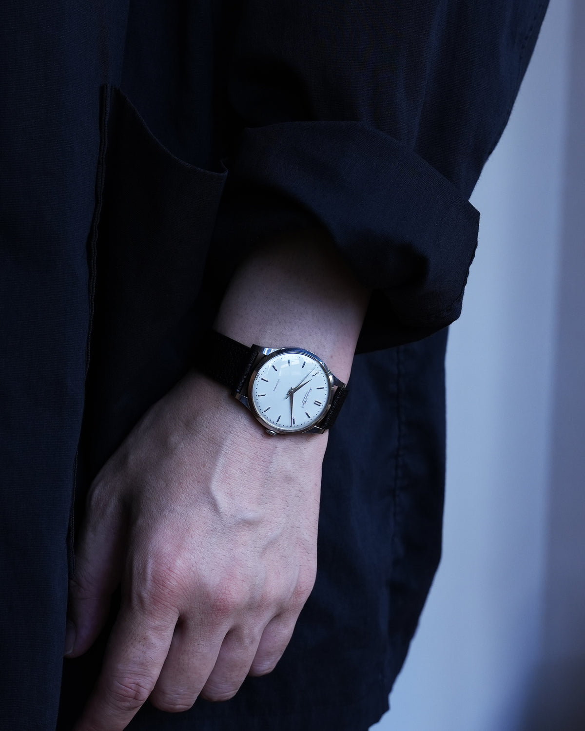 IWC_Cursive Logo_Cal.8531
