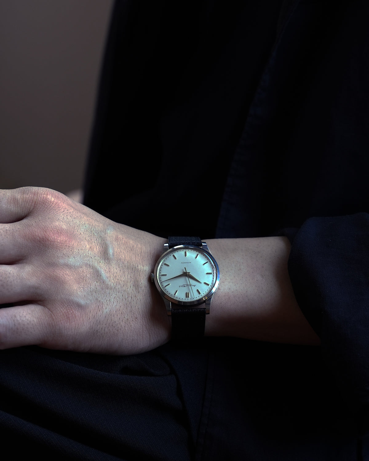IWC_Cursive Logo_Cal.8531