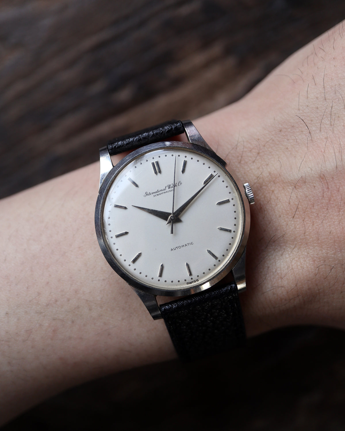 IWC_Cursive Logo_Cal.8531