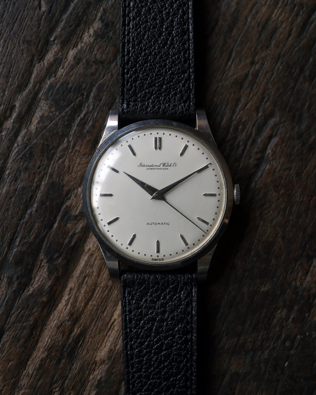 IWC_Cursive Logo_Cal.8531