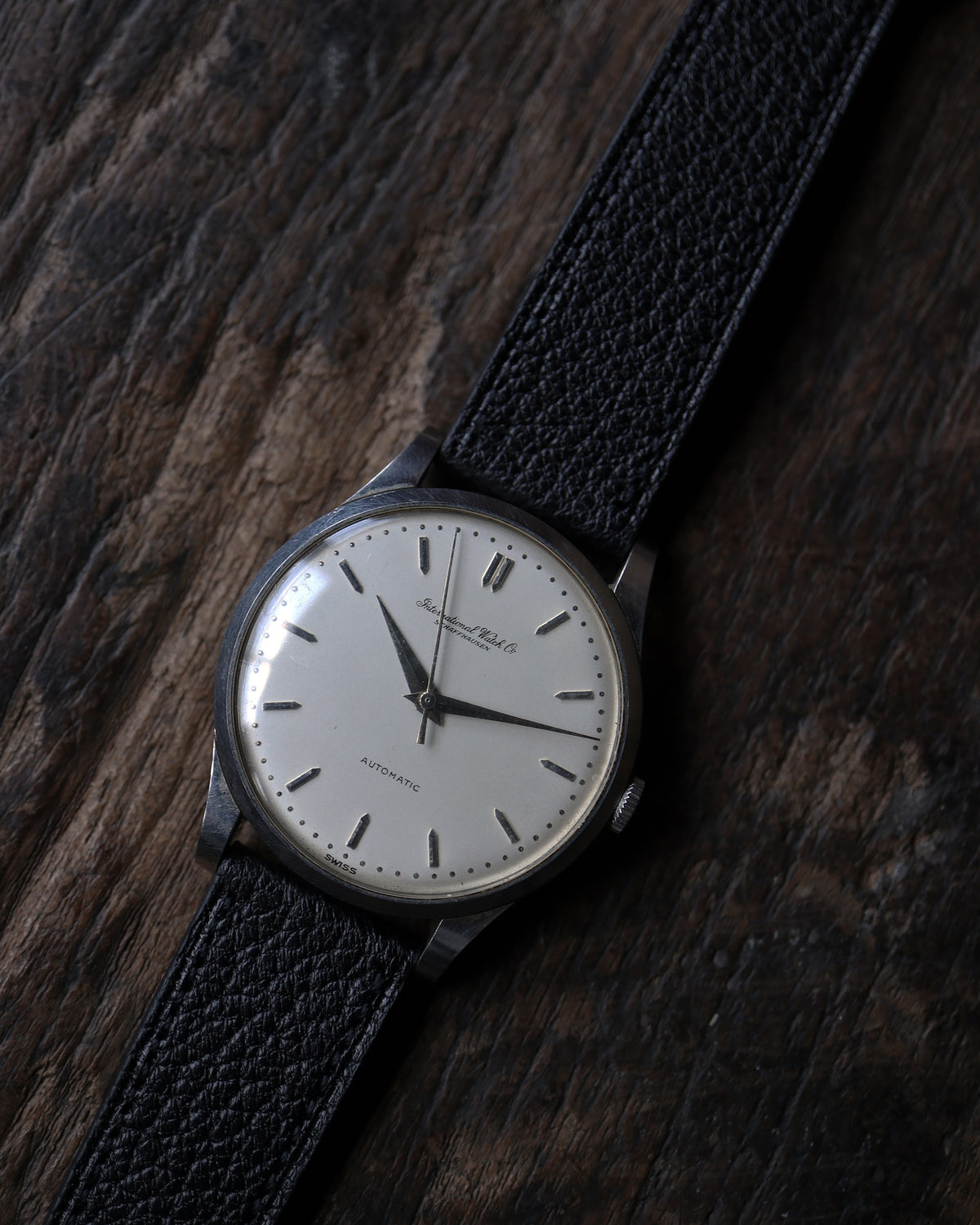 IWC_Cursive Logo_Cal.8531