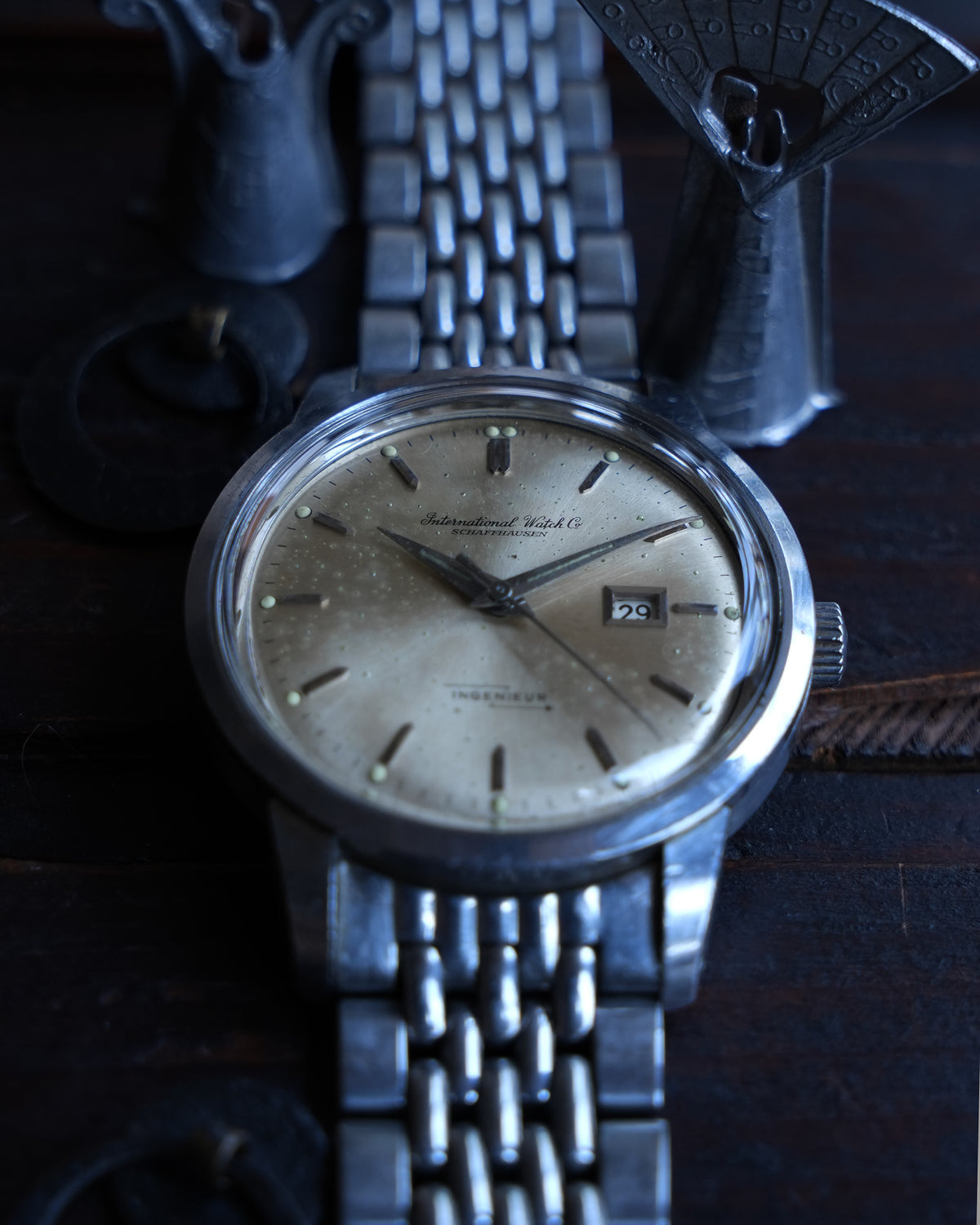 IWC_Cursive Logo_Cal.8531
