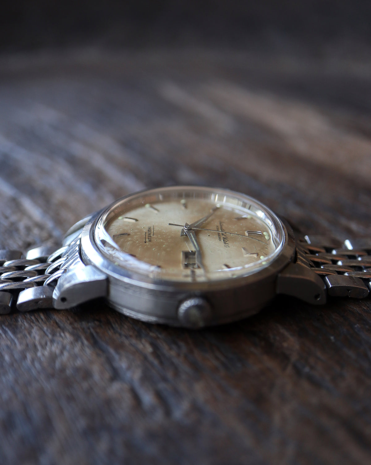 IWC_Cursive Logo_Cal.8531