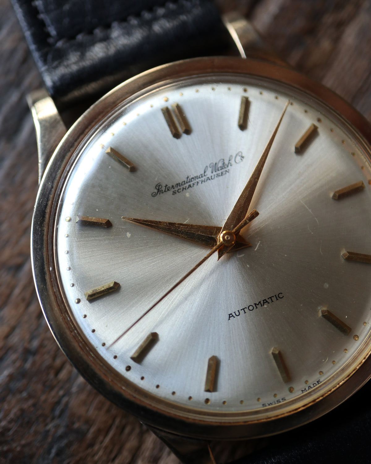 IWC_筆記体ロゴ_cal.8531_Flat Bezel_18K YG