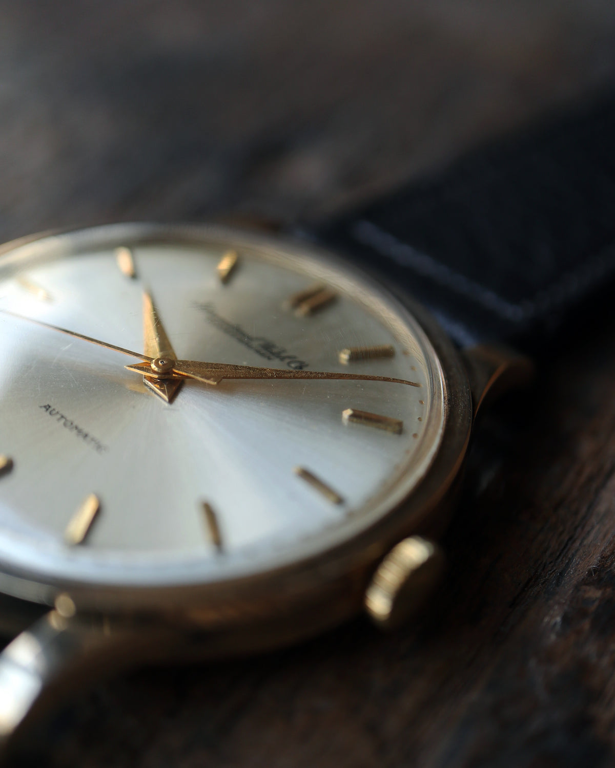 IWC_筆記体ロゴ_cal.8531_Flat Bezel_18K YG
