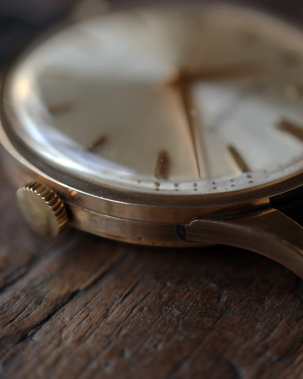 IWC_筆記体ロゴ_cal.8531_Flat Bezel_18K YG