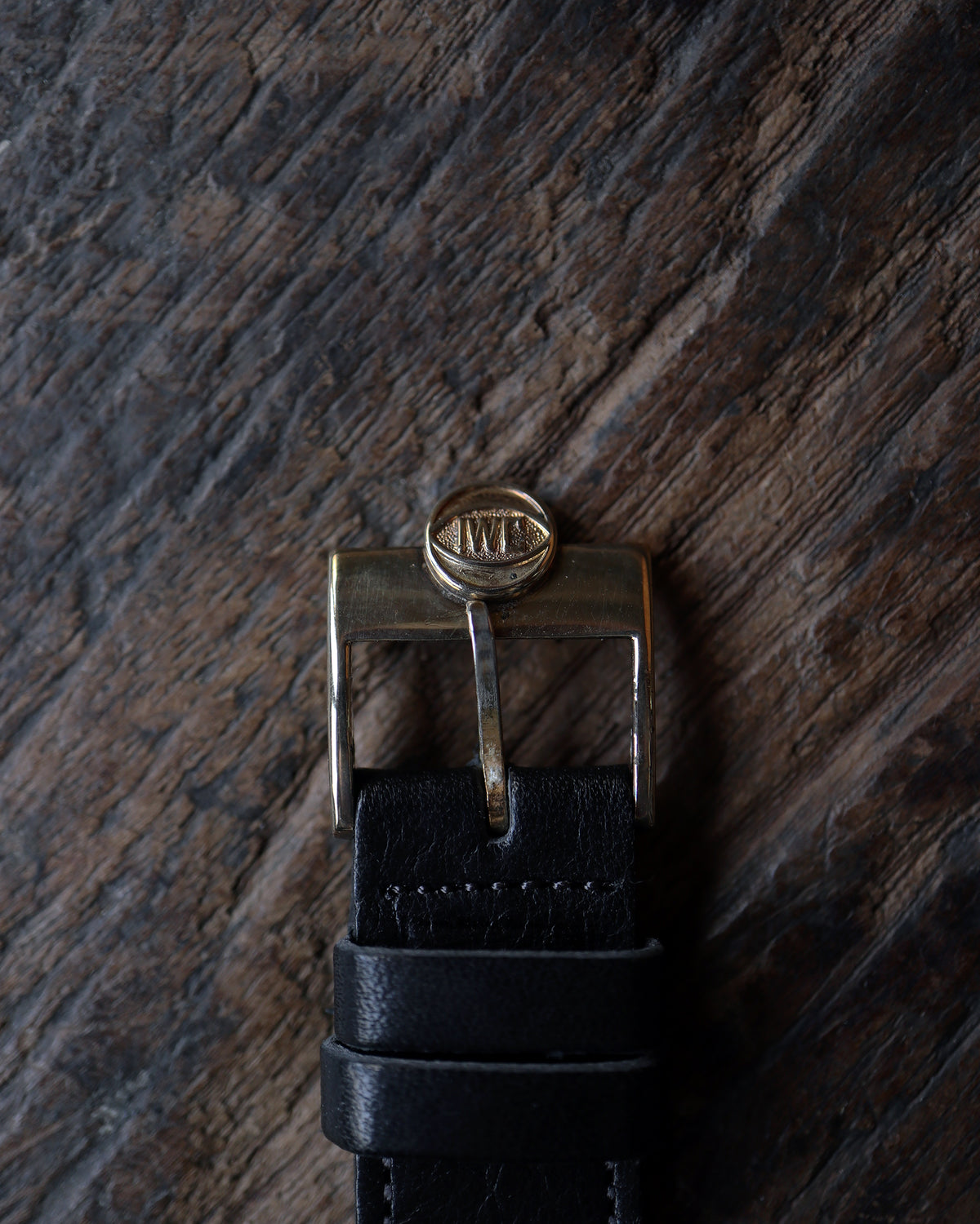 IWC_筆記体ロゴ_cal.8531_Flat Bezel_18K YG