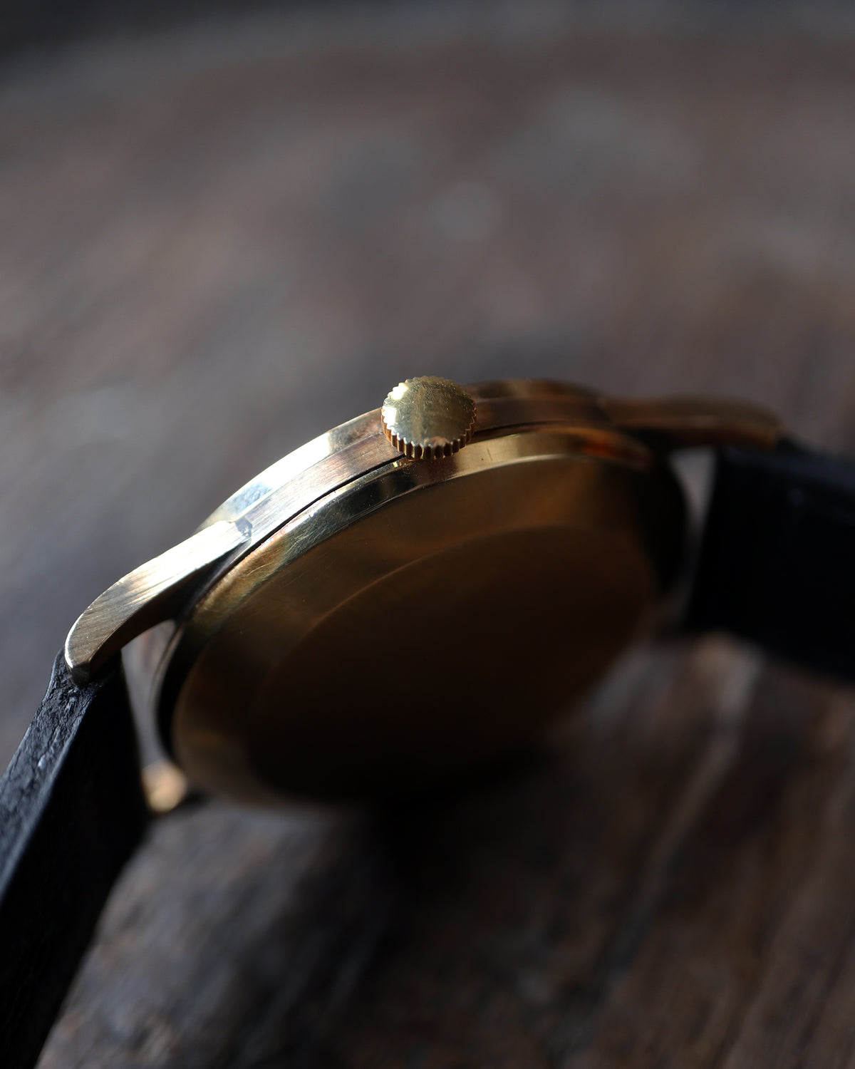 IWC_筆記体ロゴ_cal.8531_Flat Bezel_18K YG
