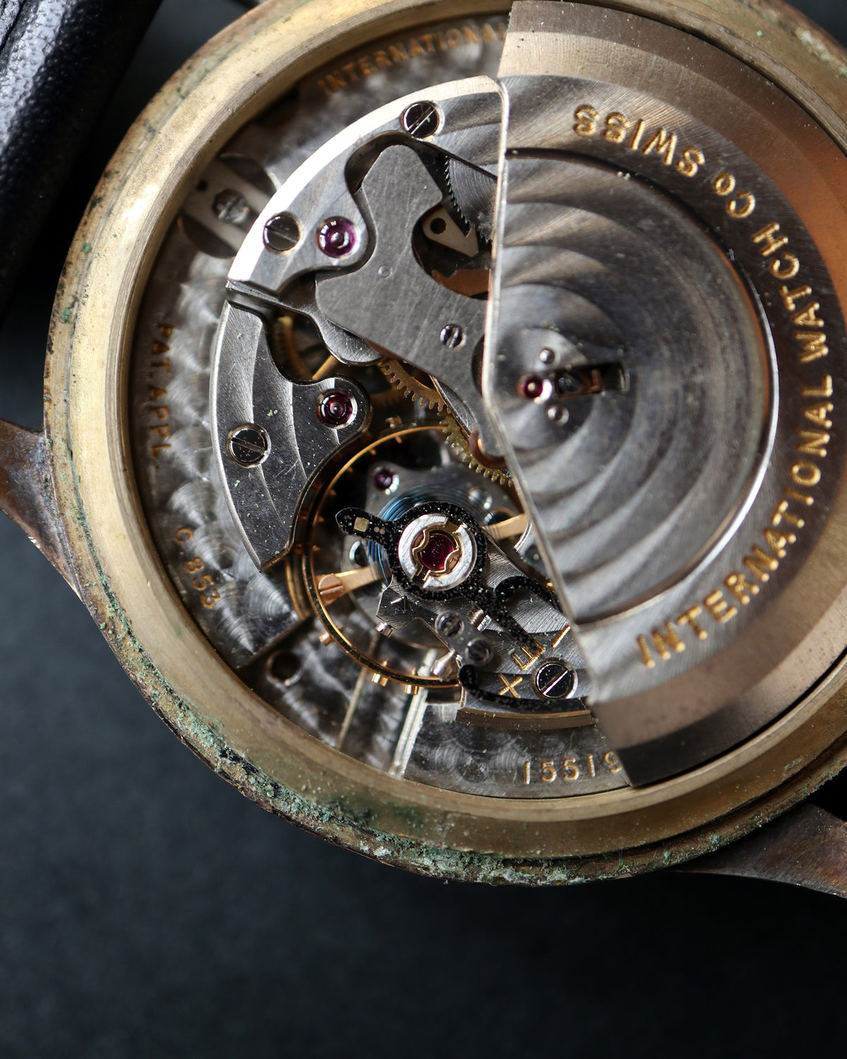 IWC_筆記体ロゴ_cal.8531_Flat Bezel_18K YG