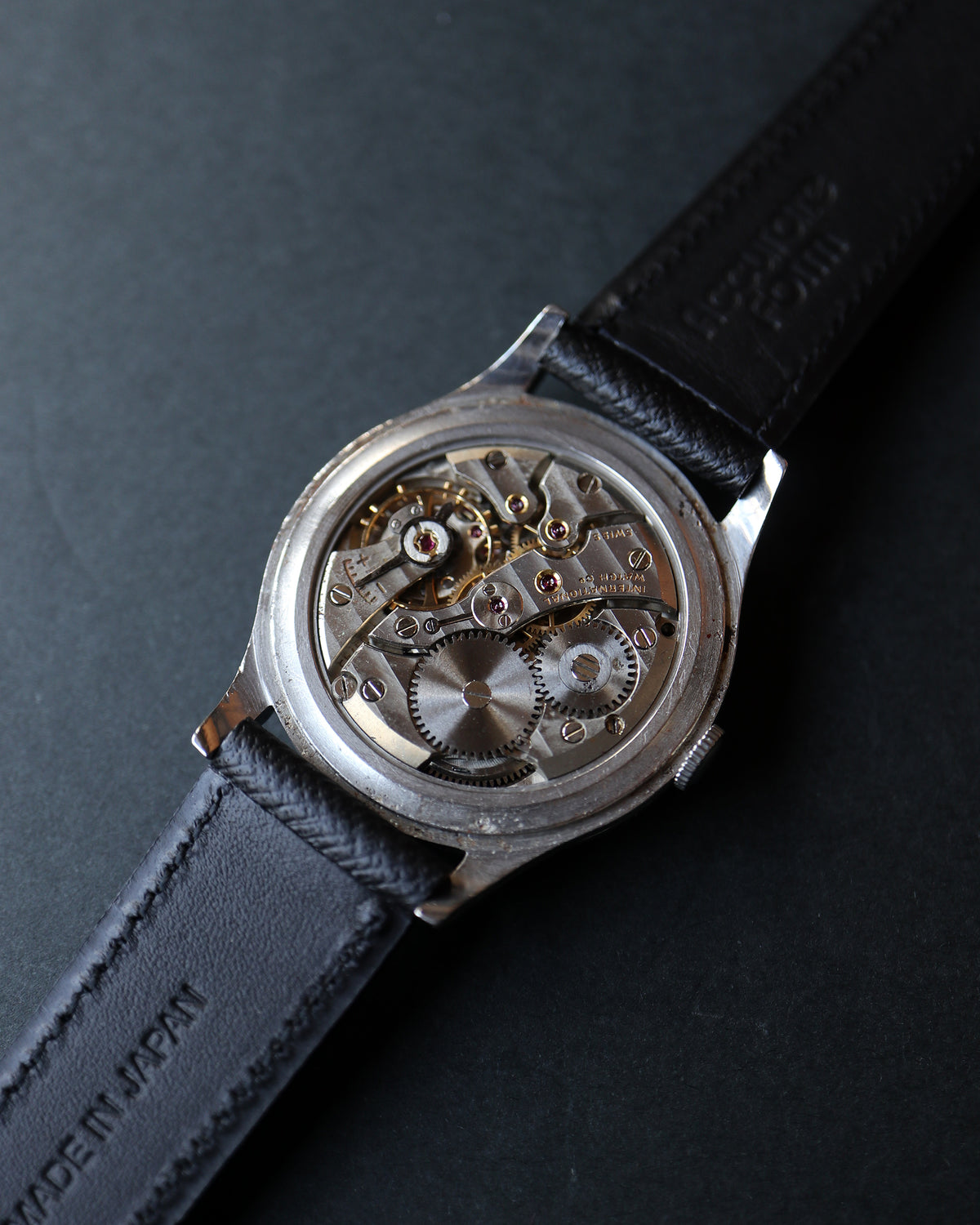 IWC_筆記体ロゴ_cal.89_Alpha Hand
