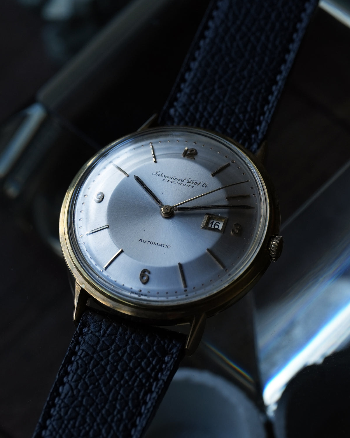 IWC_Cursive Logo_Cal.8531