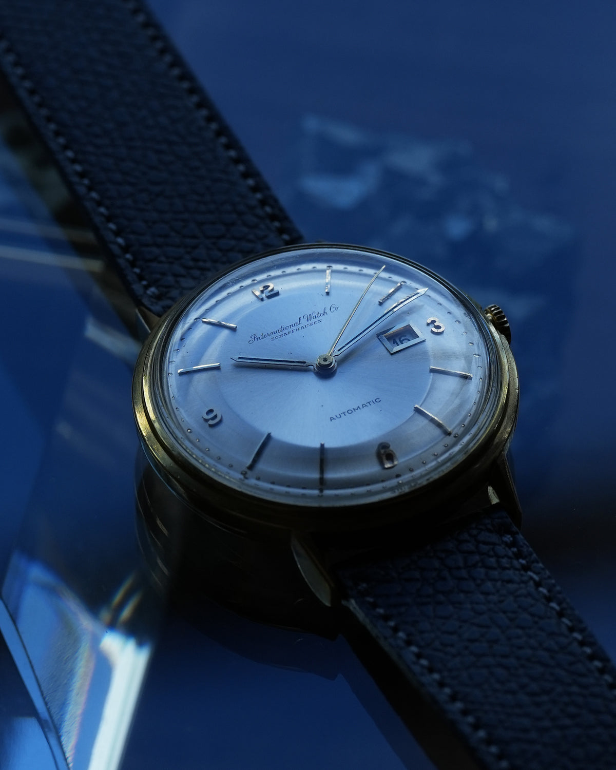 IWC_Cursive Logo_Cal.8531