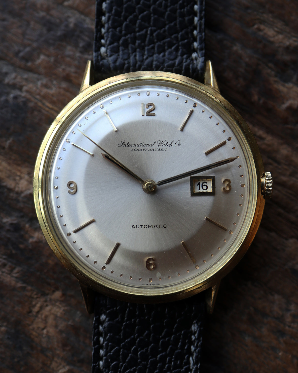 IWC_Cursive Logo_Cal.8531