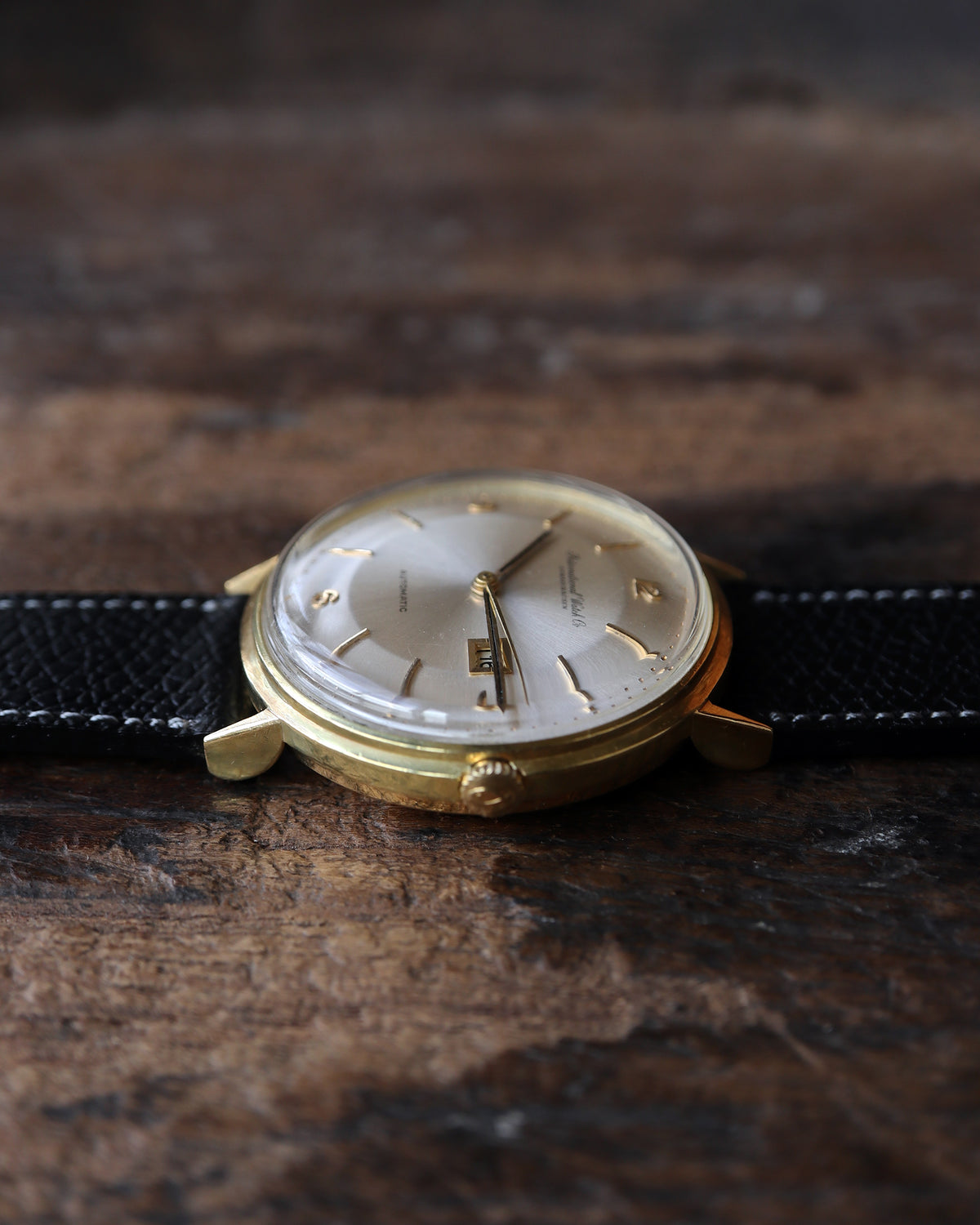 IWC_Cursive Logo_Cal.8531