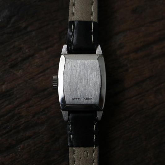 OMEGA_GENEVE_TONNEAU CASE_Ladies